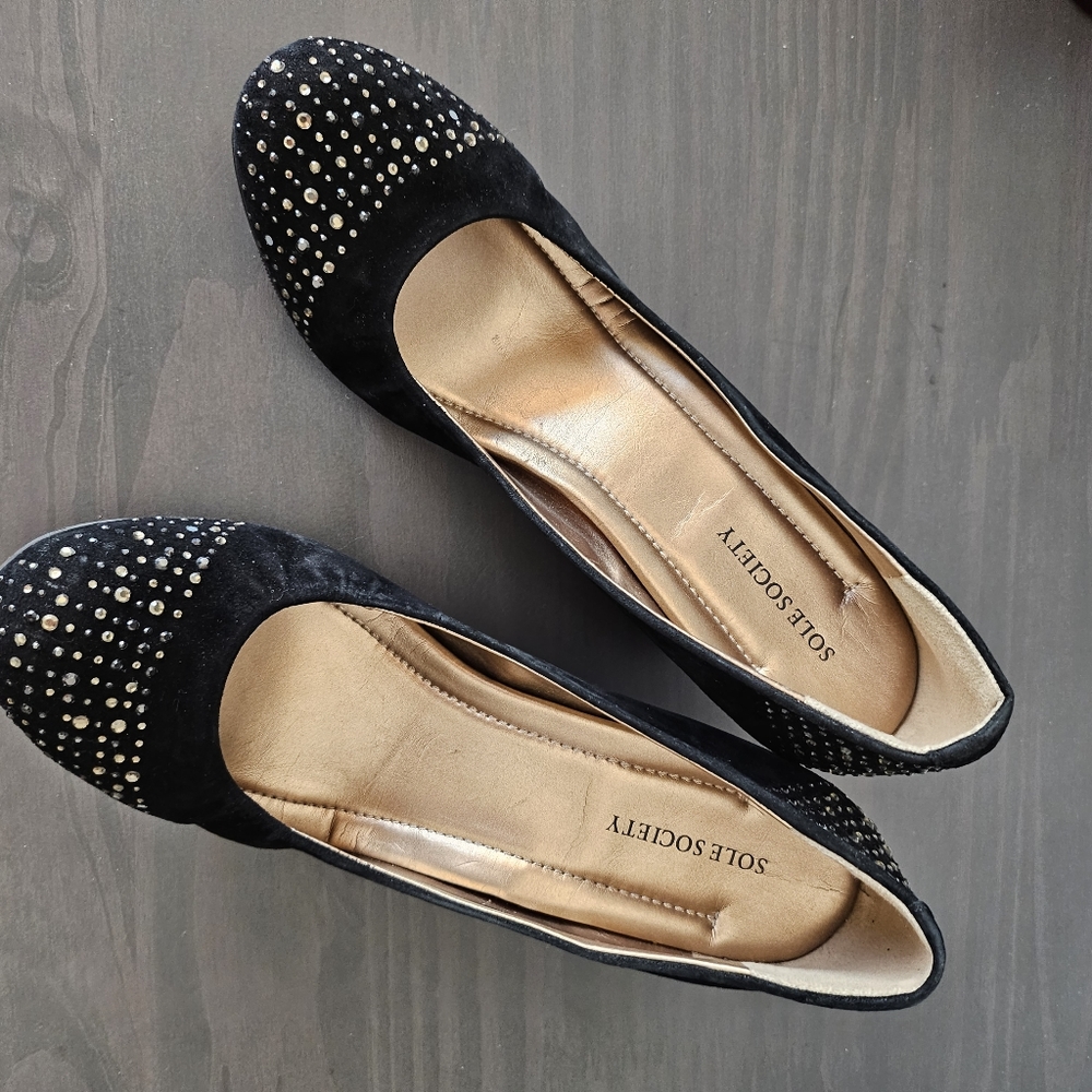 Womens suede shoes